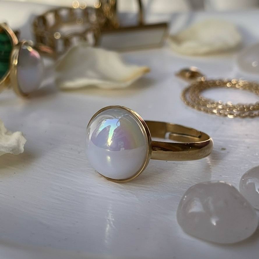 Mena ring