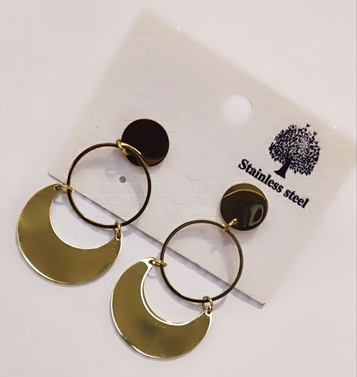 Earing gt