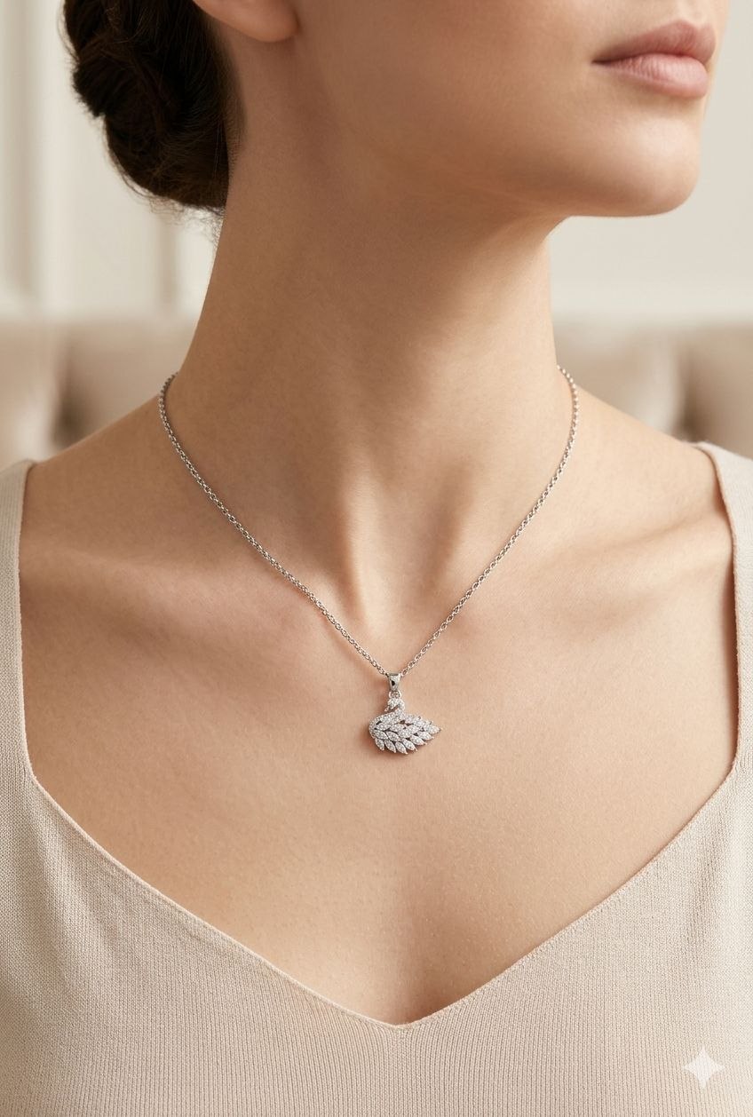 Swan necklace J