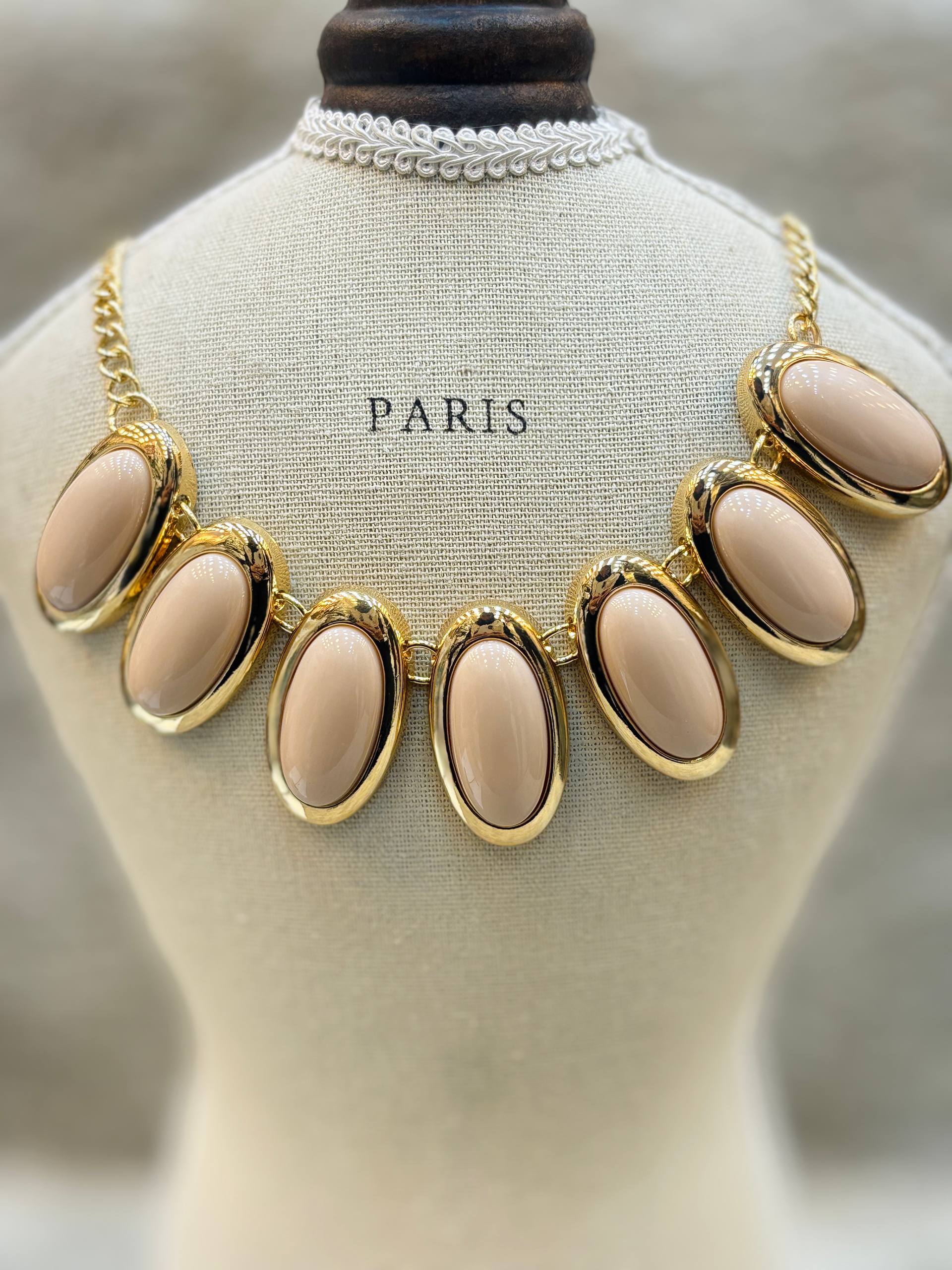 Necklace P