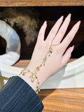 Hand chain ay
