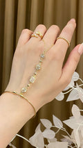 Hand chain Lol