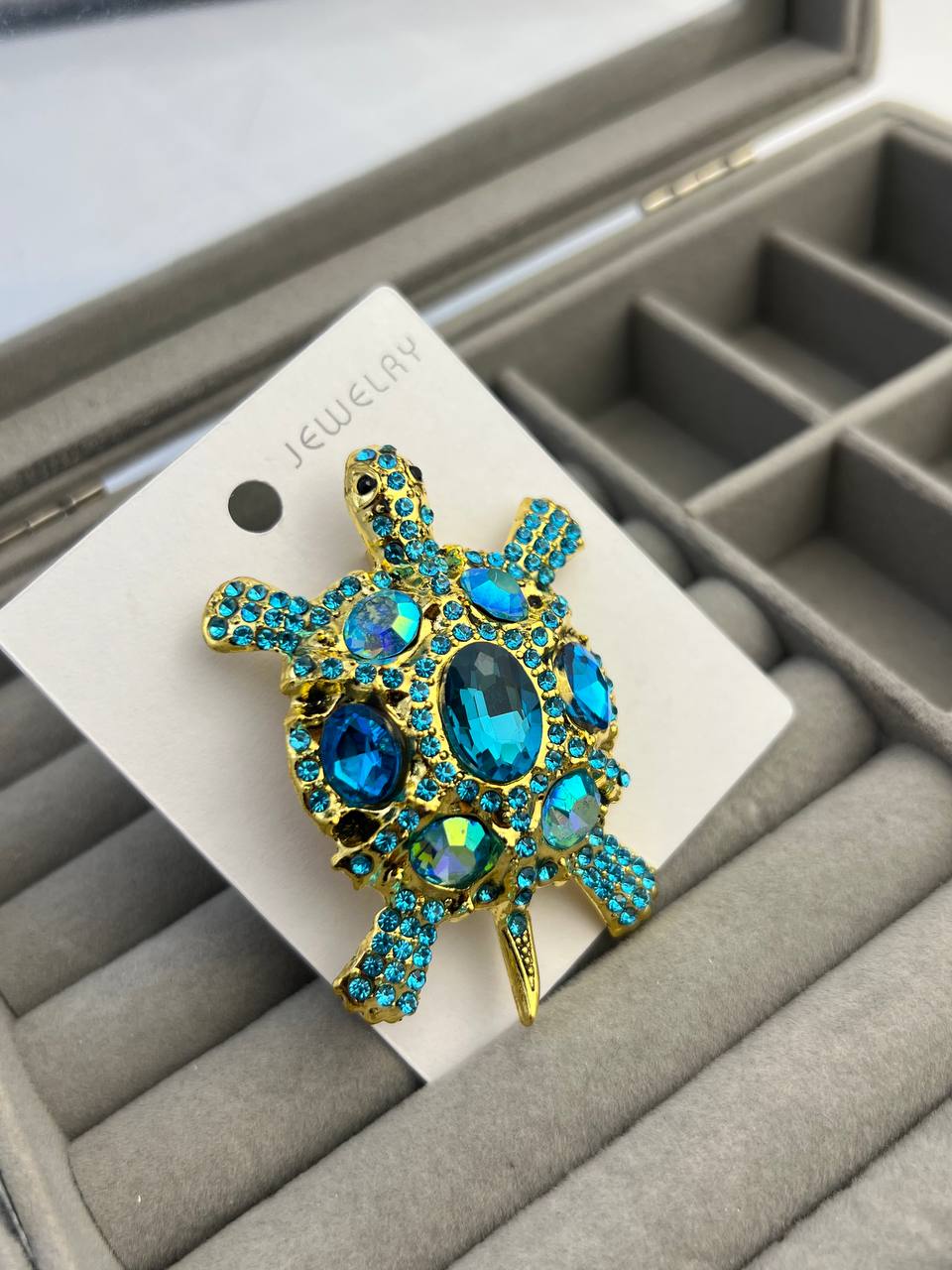 Brooch Mic