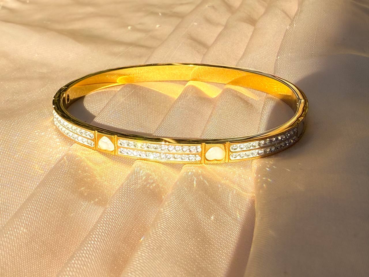 Zircon bangle