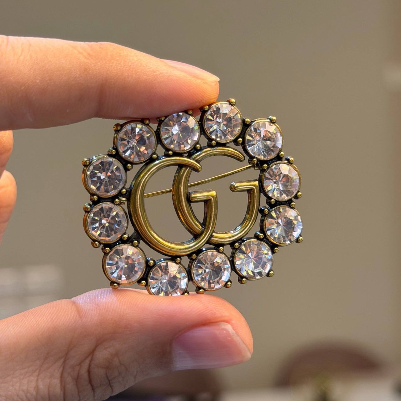 Gucci Brooch i
