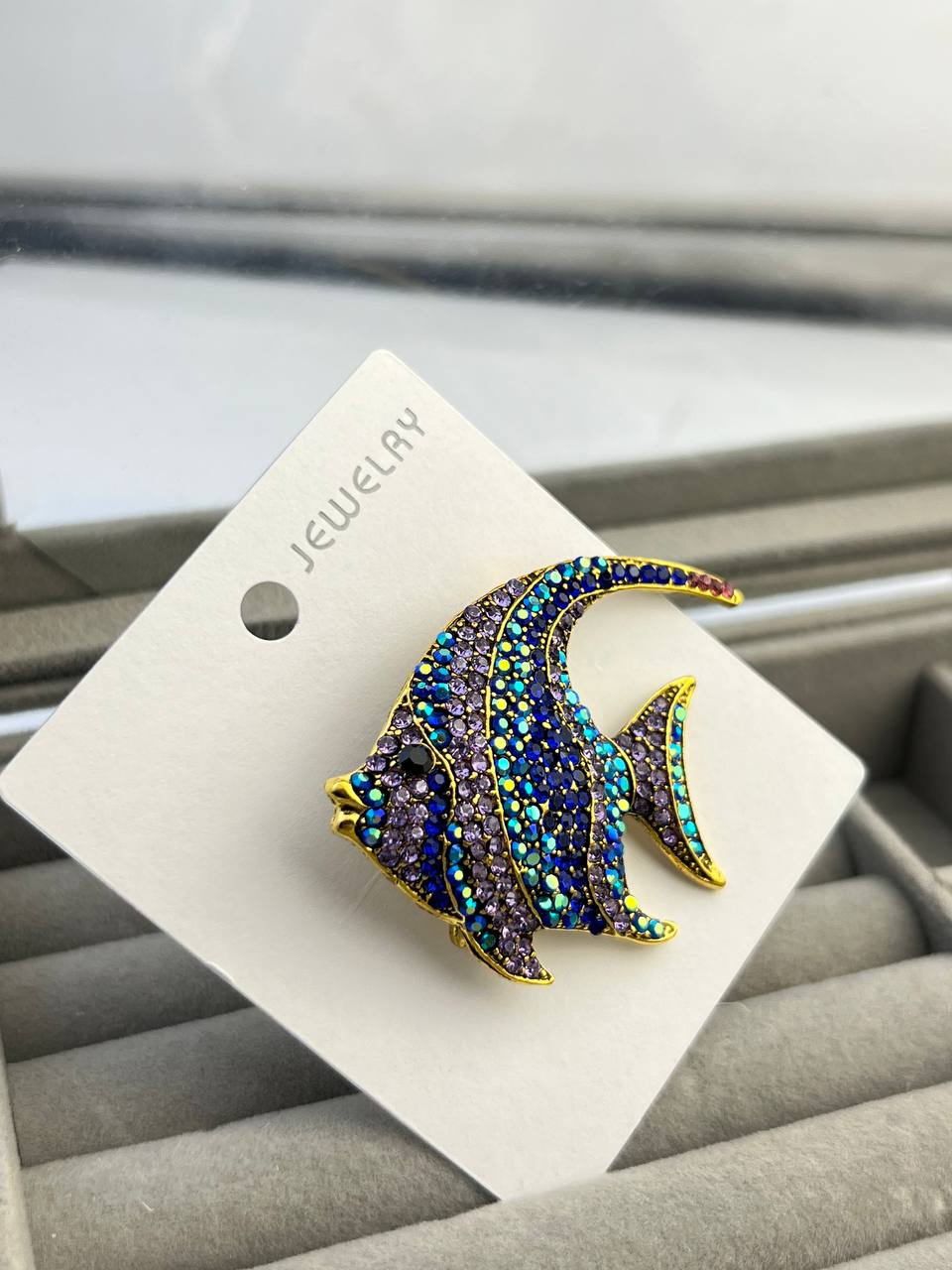 Brooch Mic