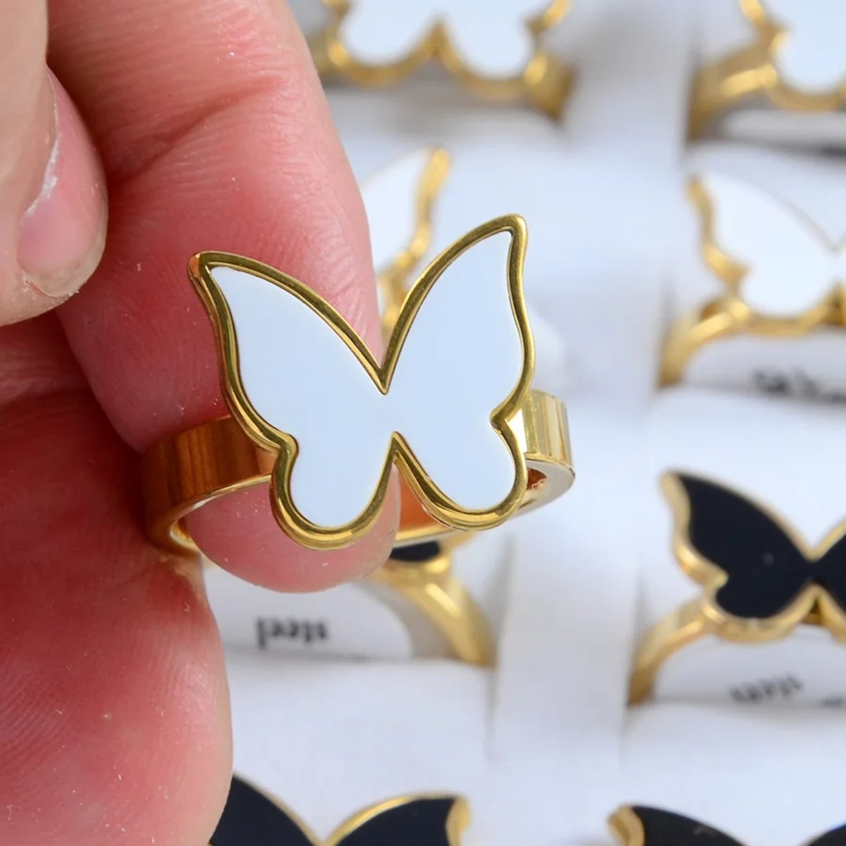Ring Mo