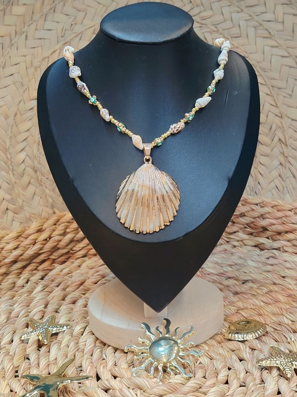 Necklace H