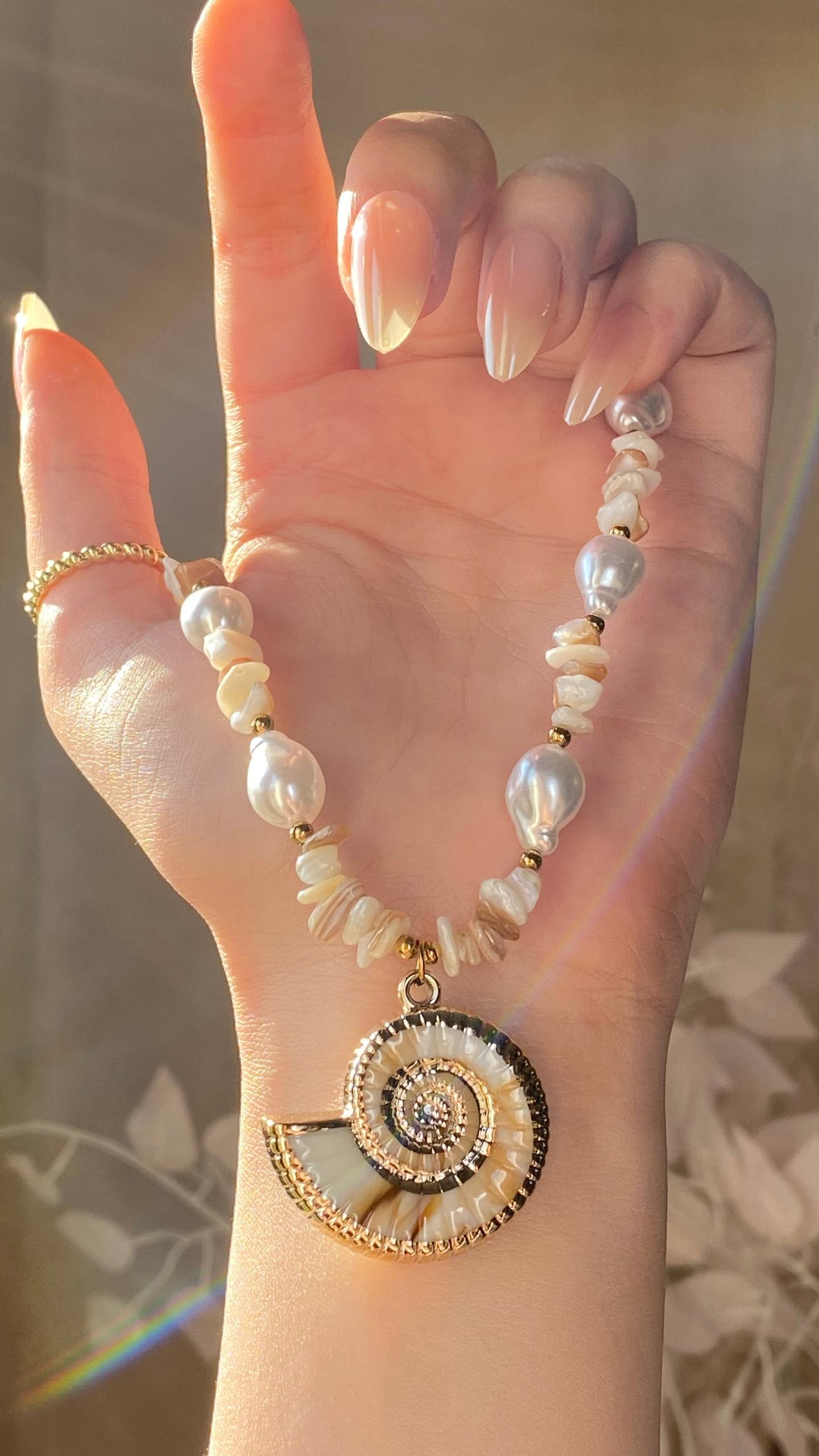 Shell Necklace Lol