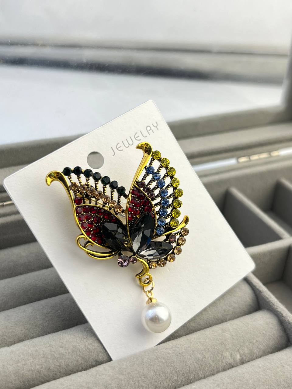 Brooch Mic