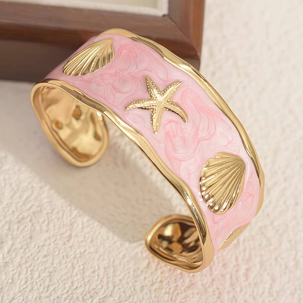 Bangle B