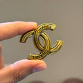 Chanel Brooch i