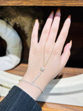 Hand chain ay