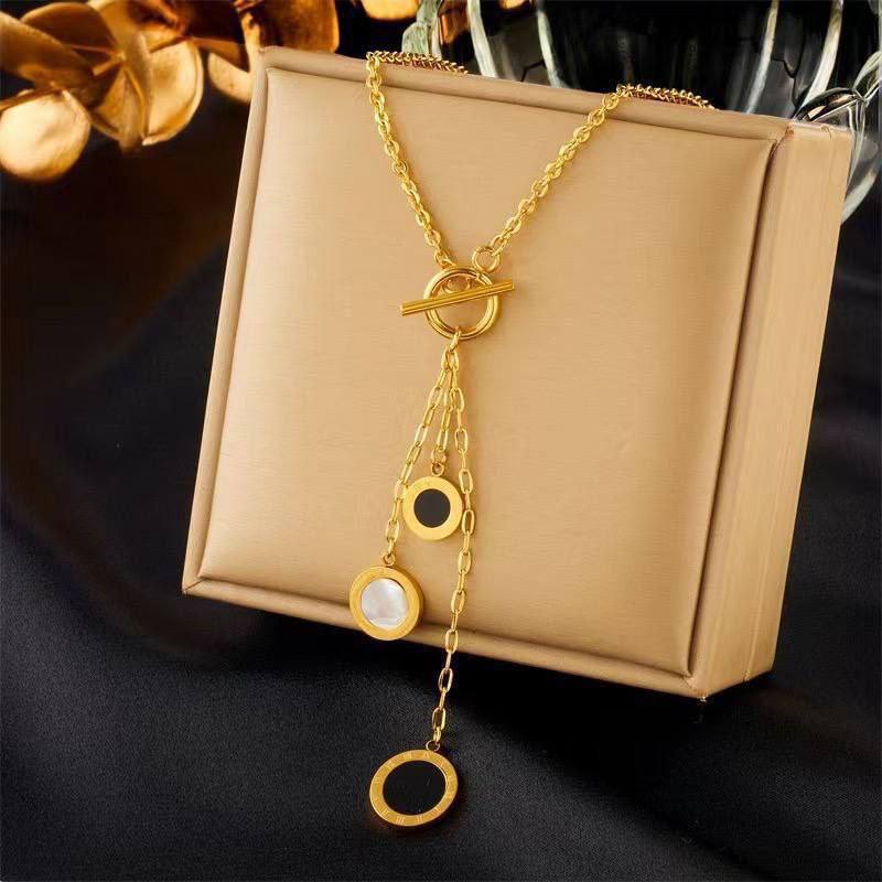 I Necklace
