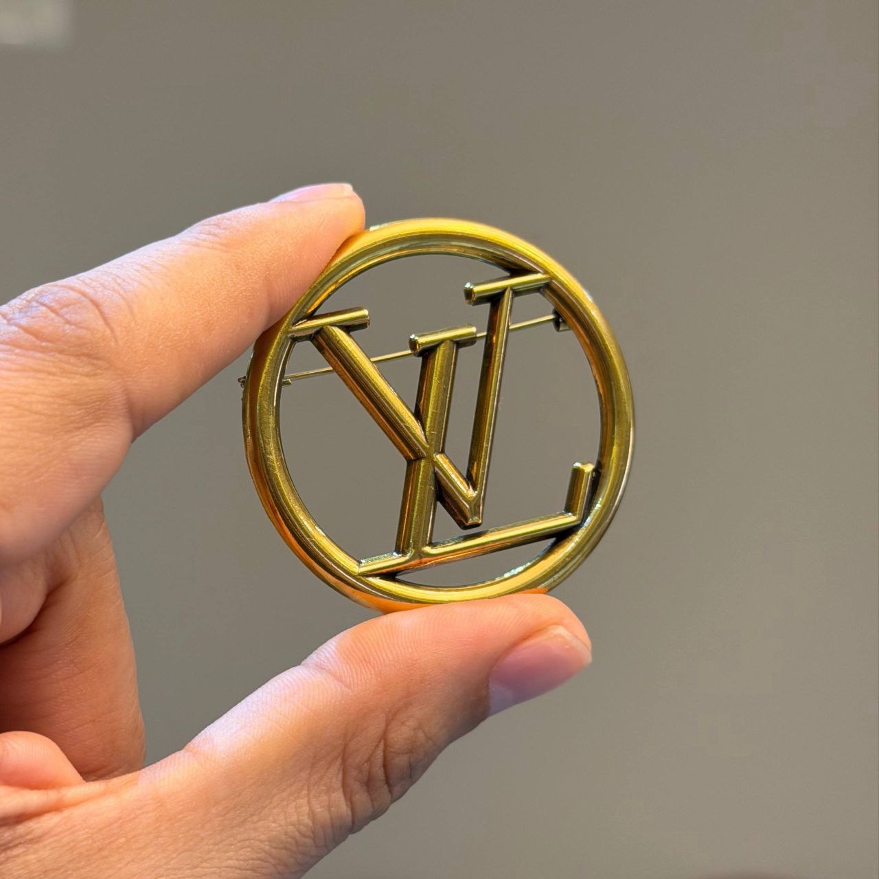 LV Brooch I
