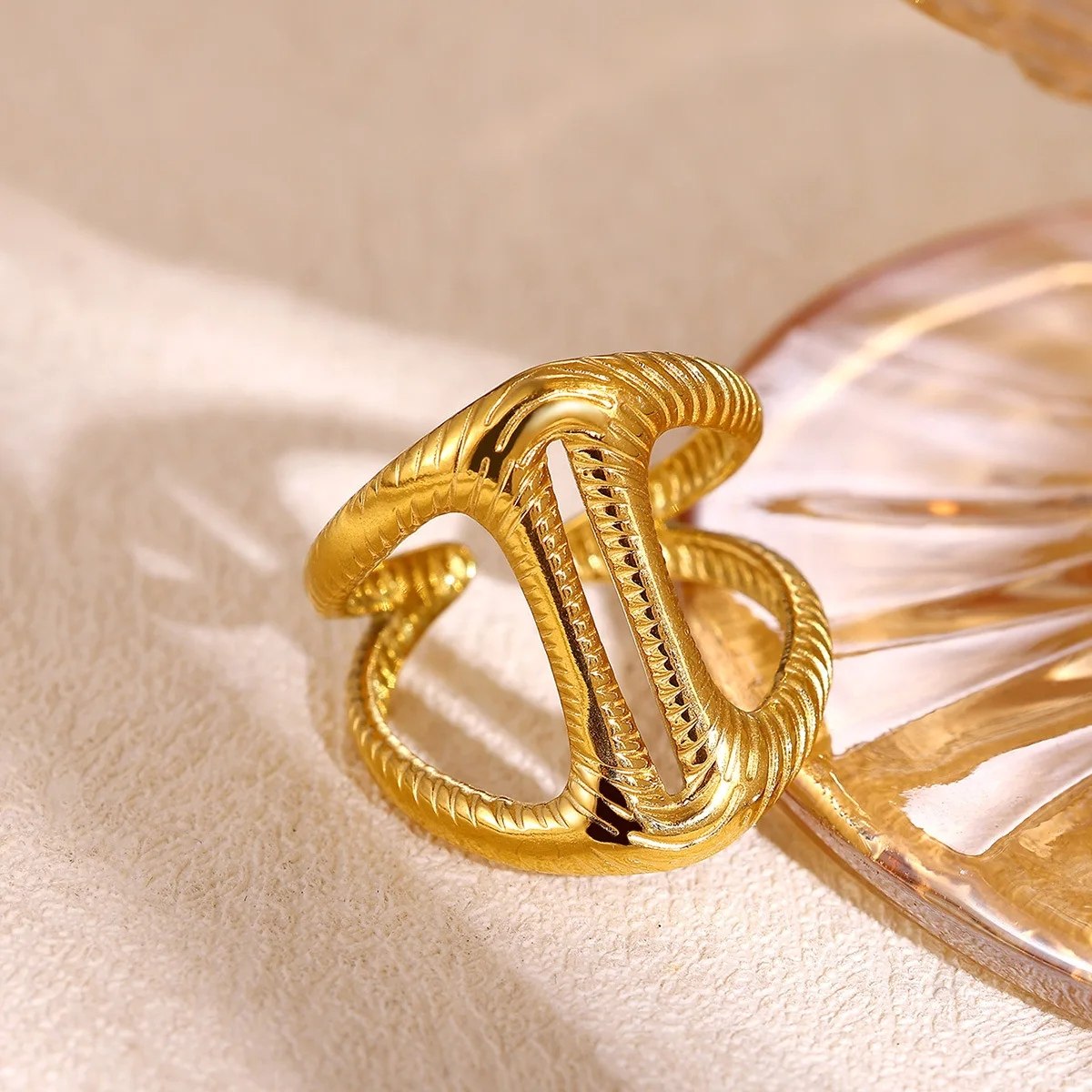 Ring Mo