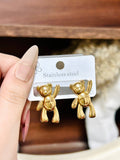 Earing bear