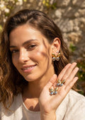Earing B