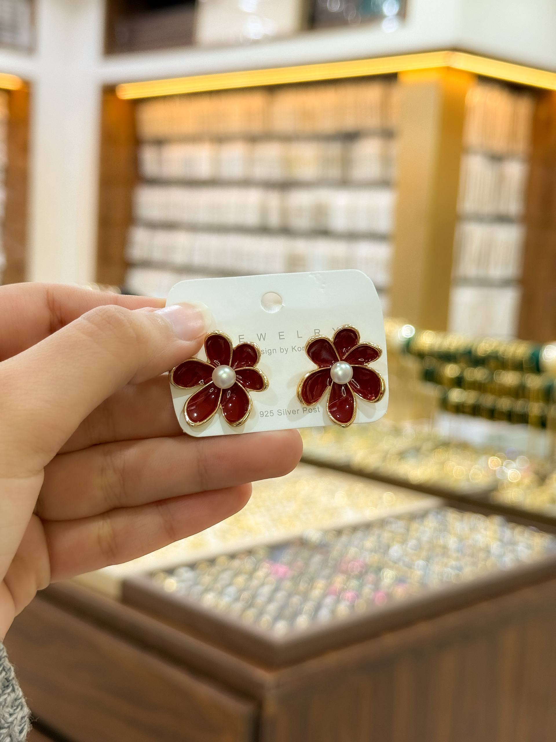Red flower earing