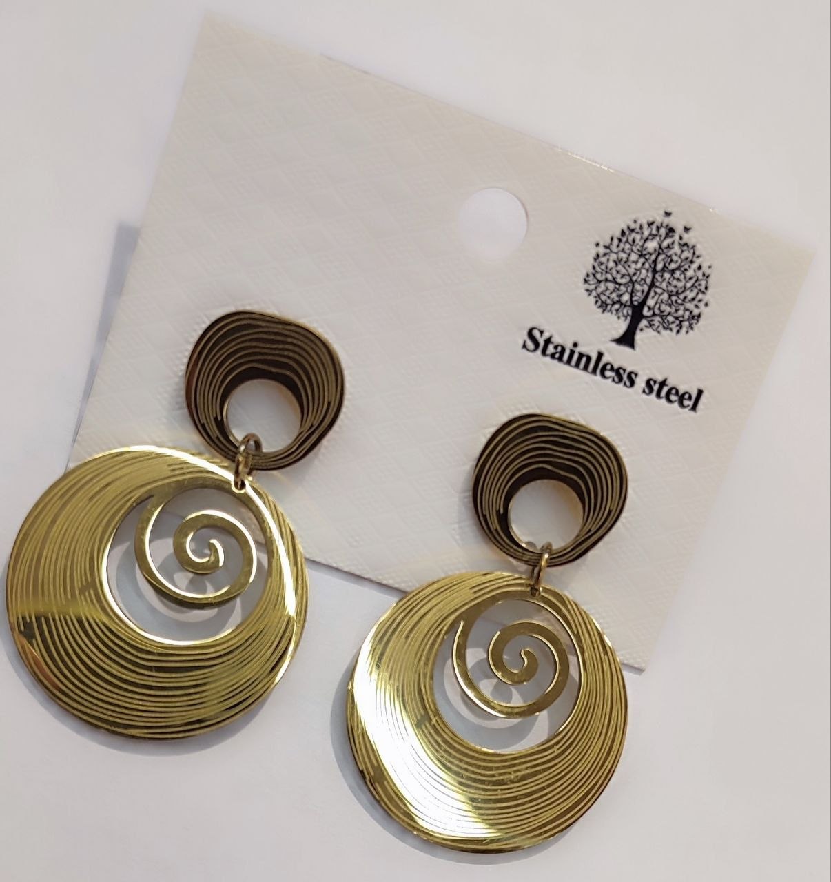 Earing gt