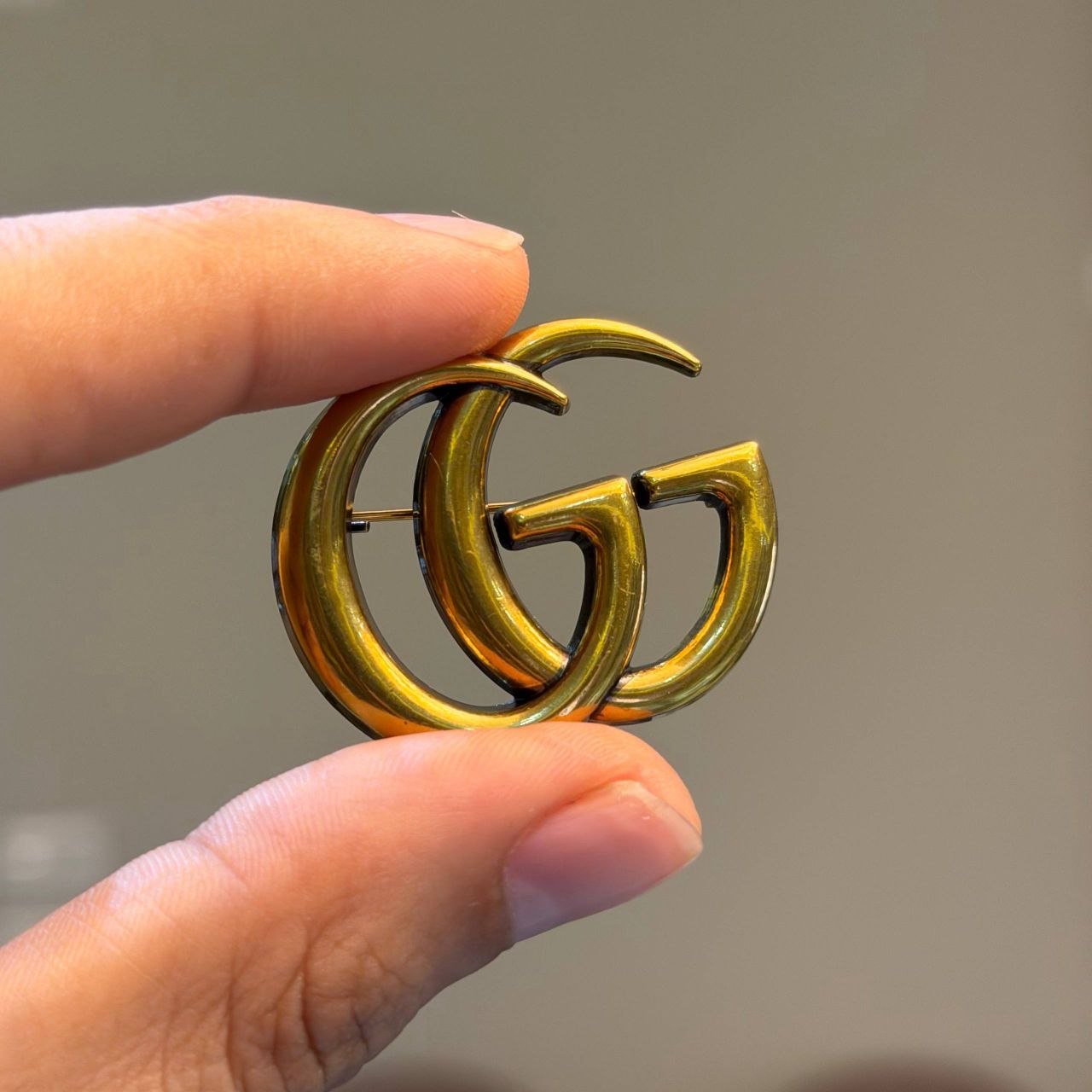 Gucci Brooch i