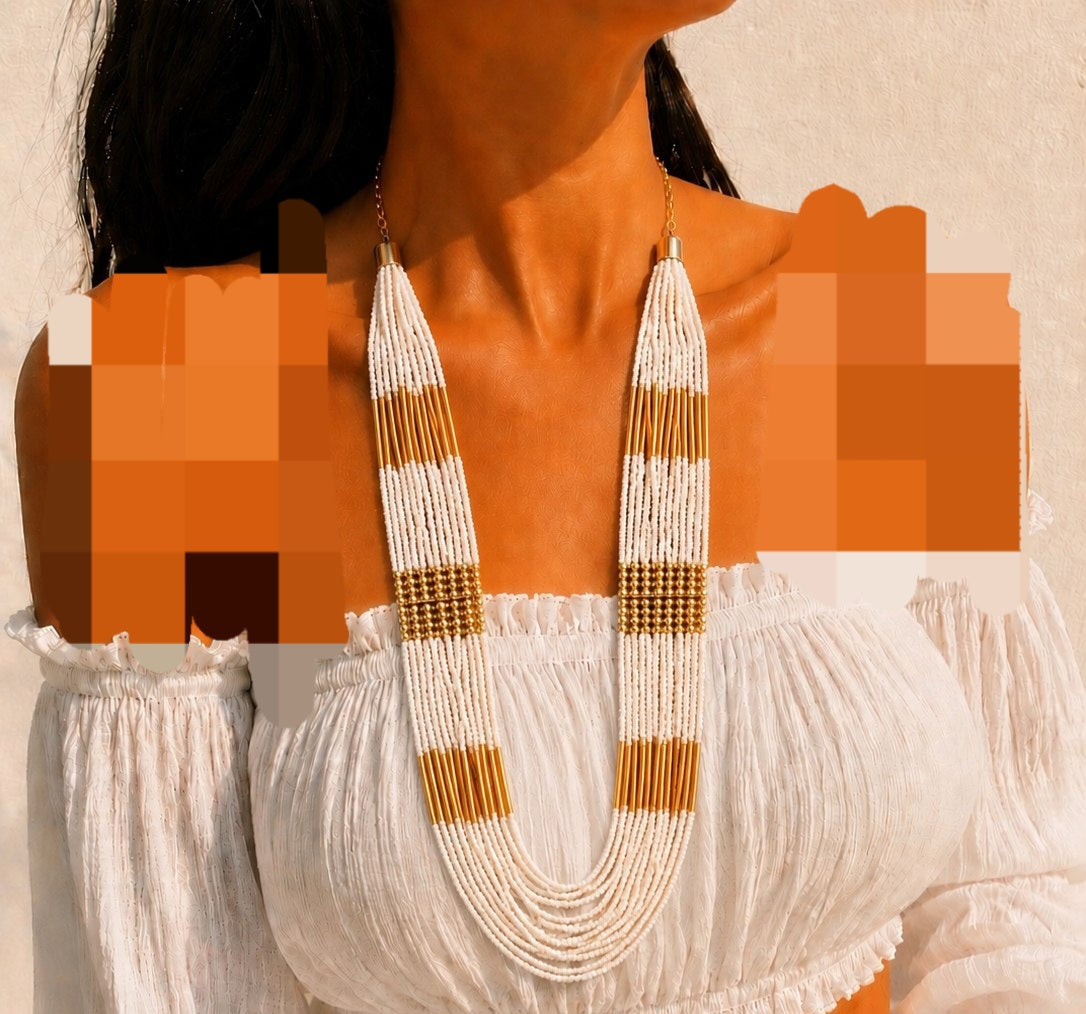 Necklace La