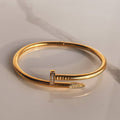 Musmar bangle with zircon