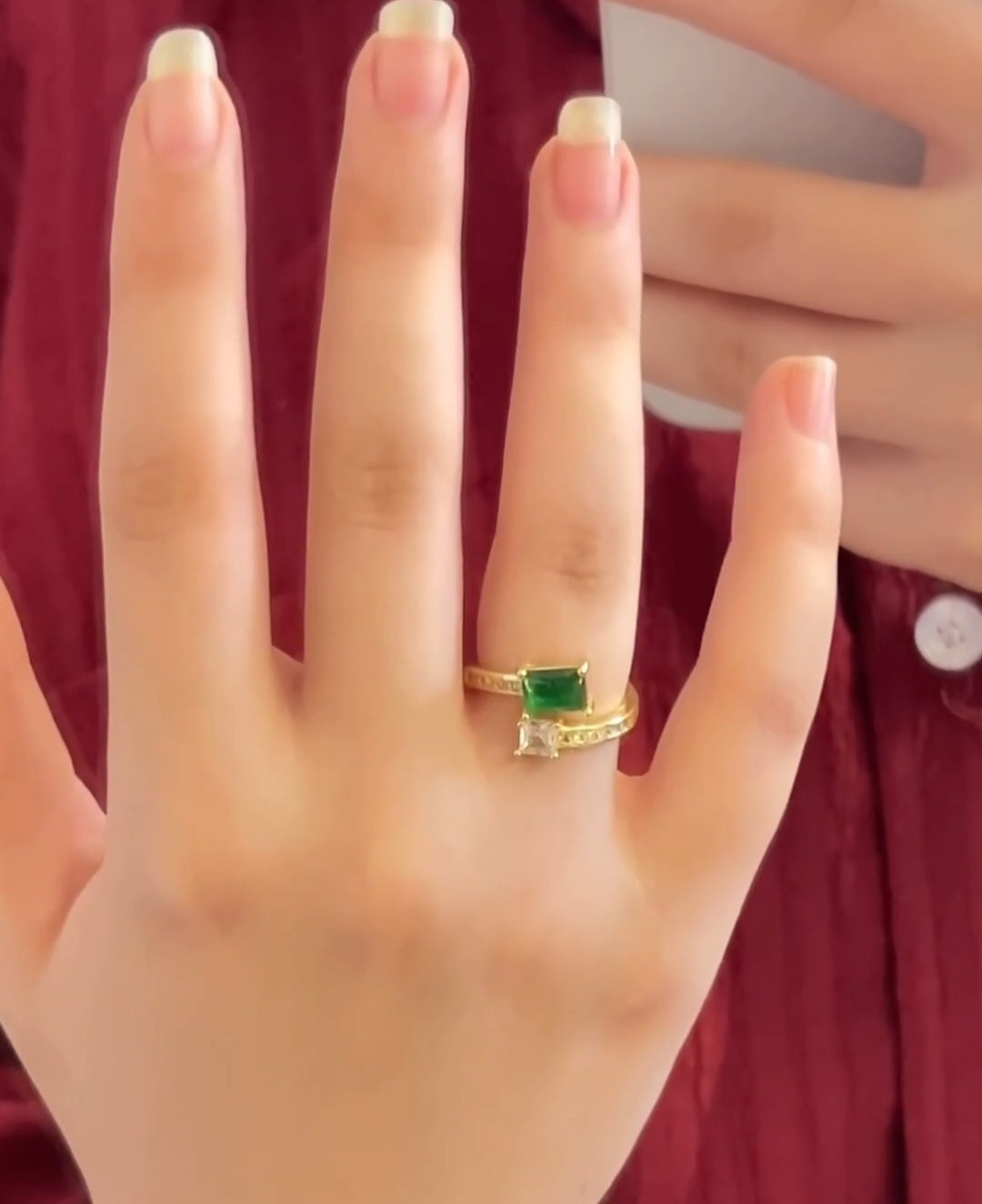 Ay ring