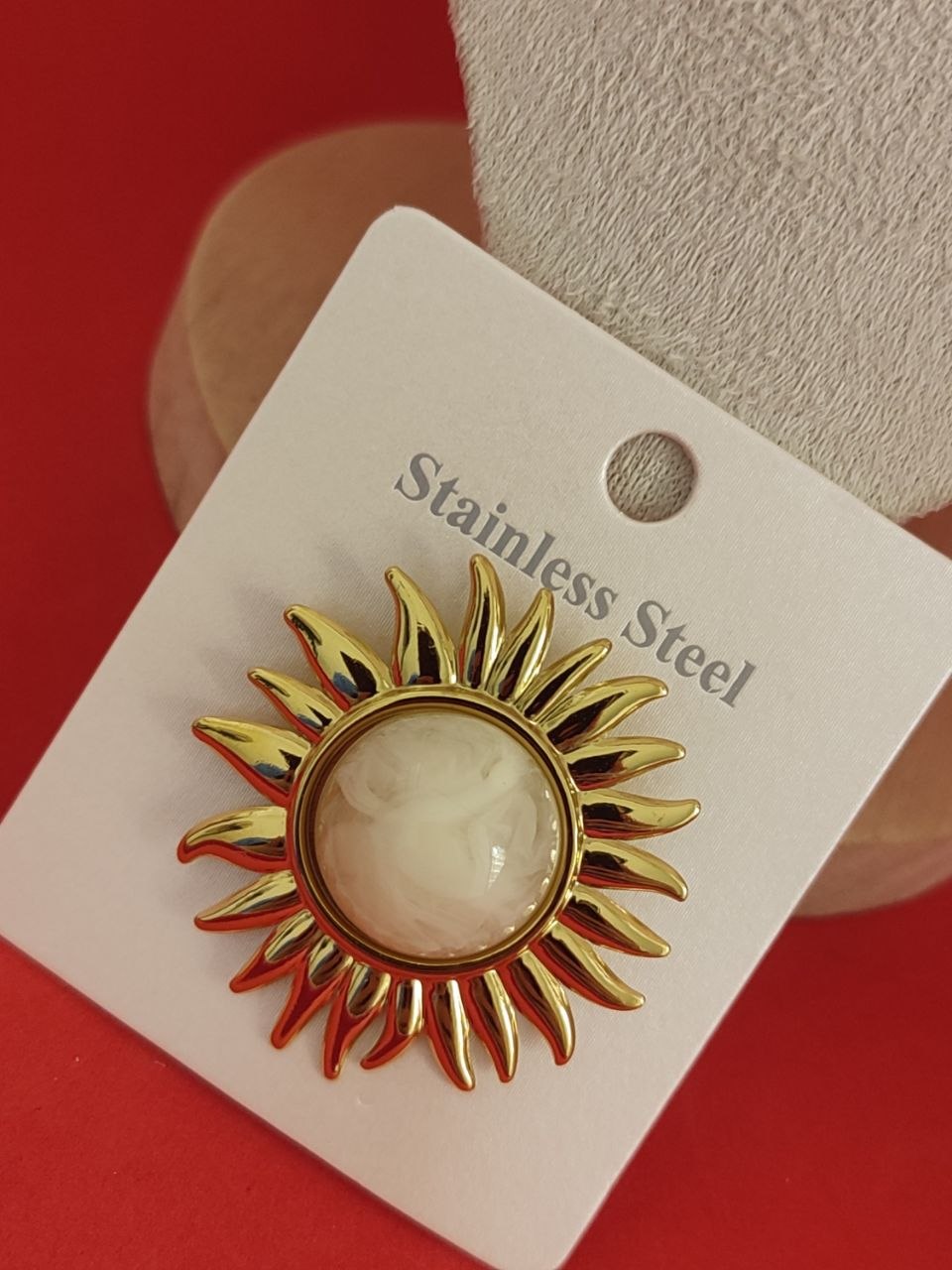 Brooch Gt