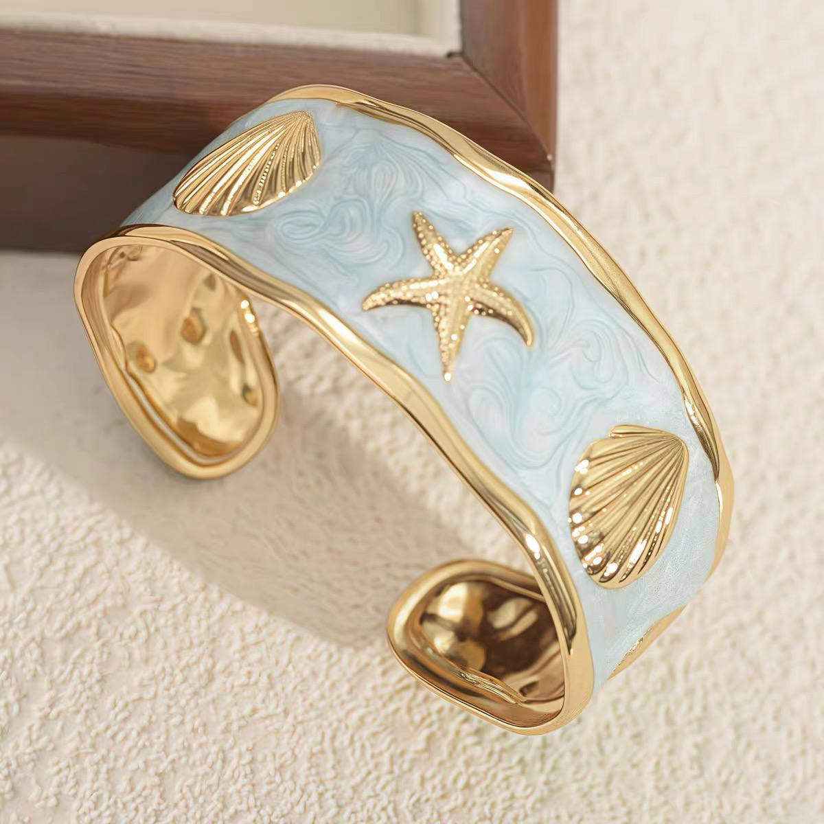 Bangle B